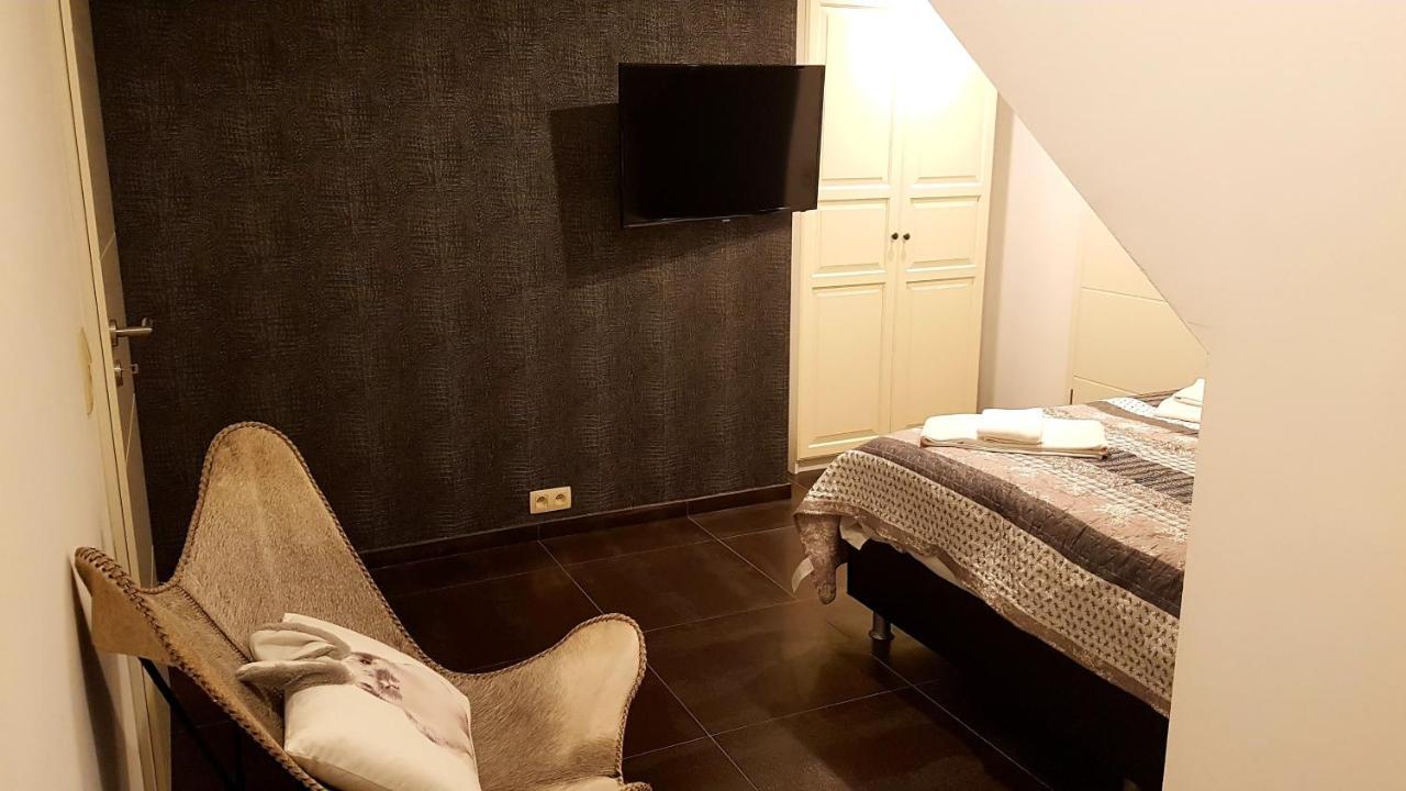 Les Etangs Du Thioux Guest House Малмеди Екстериор снимка